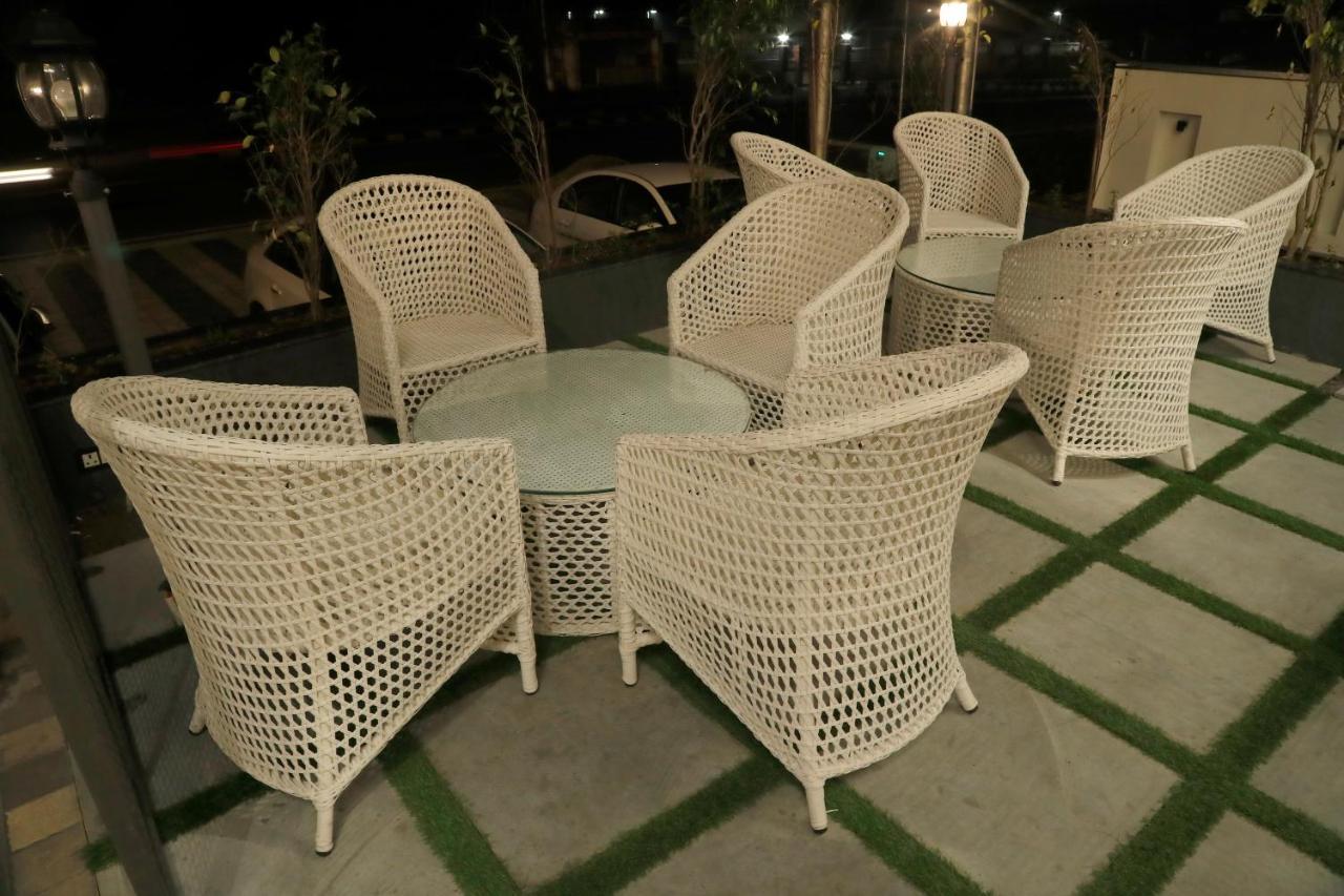 Dayal Hotel Una (Himachal Pradesh) Kültér fotó