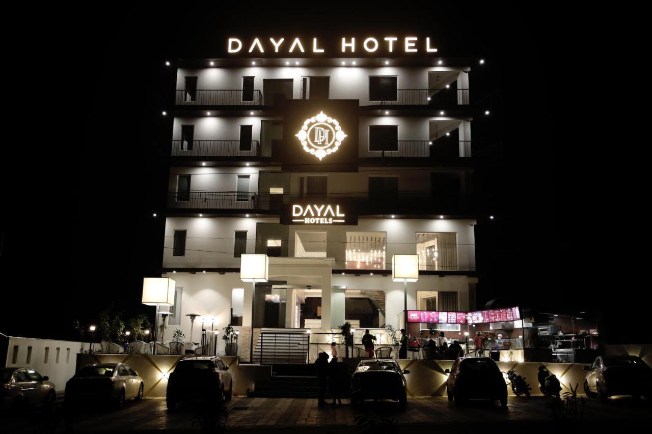 Dayal Hotel Una (Himachal Pradesh) Kültér fotó